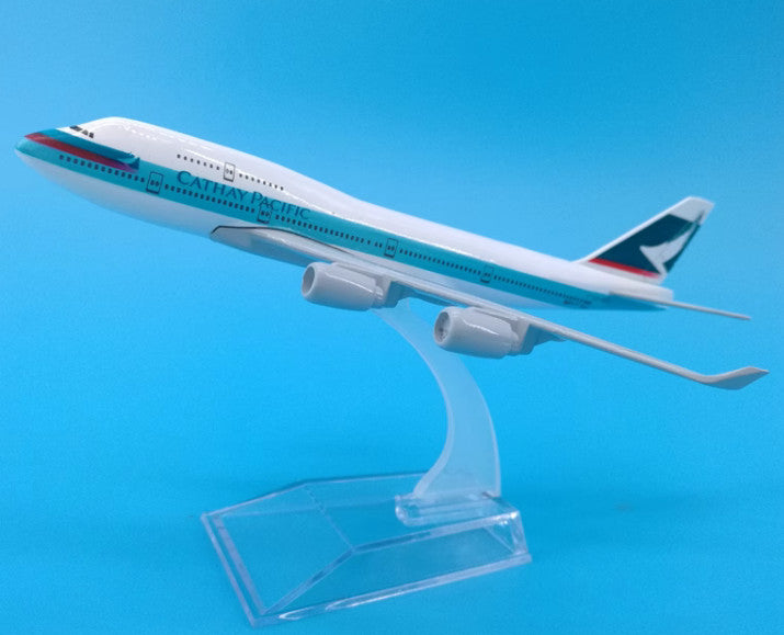 16cm CATHAY PACIFIC BOEING 747-400 Passenger Airplane Diecast Aircraft Model