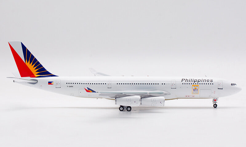 1:200 30CM InFlight Philippines AIRBUS A340-200 Aeroplane Diecast Aircraft Model
