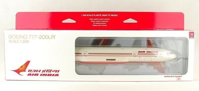 1:200 32CM Hogan AIR INDIA BOEING 777-200 Passenger Airplane ABS Plastic Model