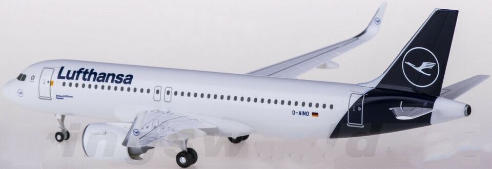 1:200 Hogan Lufthansa AIRBUS A320neo Passenger Airplane ABS Plastic Plane Model