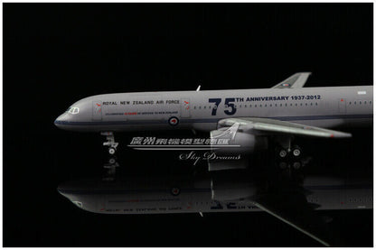 1:400 JC Wings ROYAL NEW ZEALAND AIR FORCE BOEING 757-200 Airplane Diecast Model