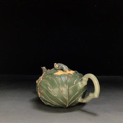 Chinese Yixing Zisha Clay Handmade Exquisite Teapot （包菜 底款：燕亭）