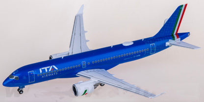 1:200 Herpa ITA Airways AIRBUS A220-300 Passenger Plane Diecast Aircraft Model