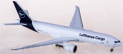 1:400 GeminiJets Lufthansa BOEING 777-200LRF Passenger Airplane Diecast Model