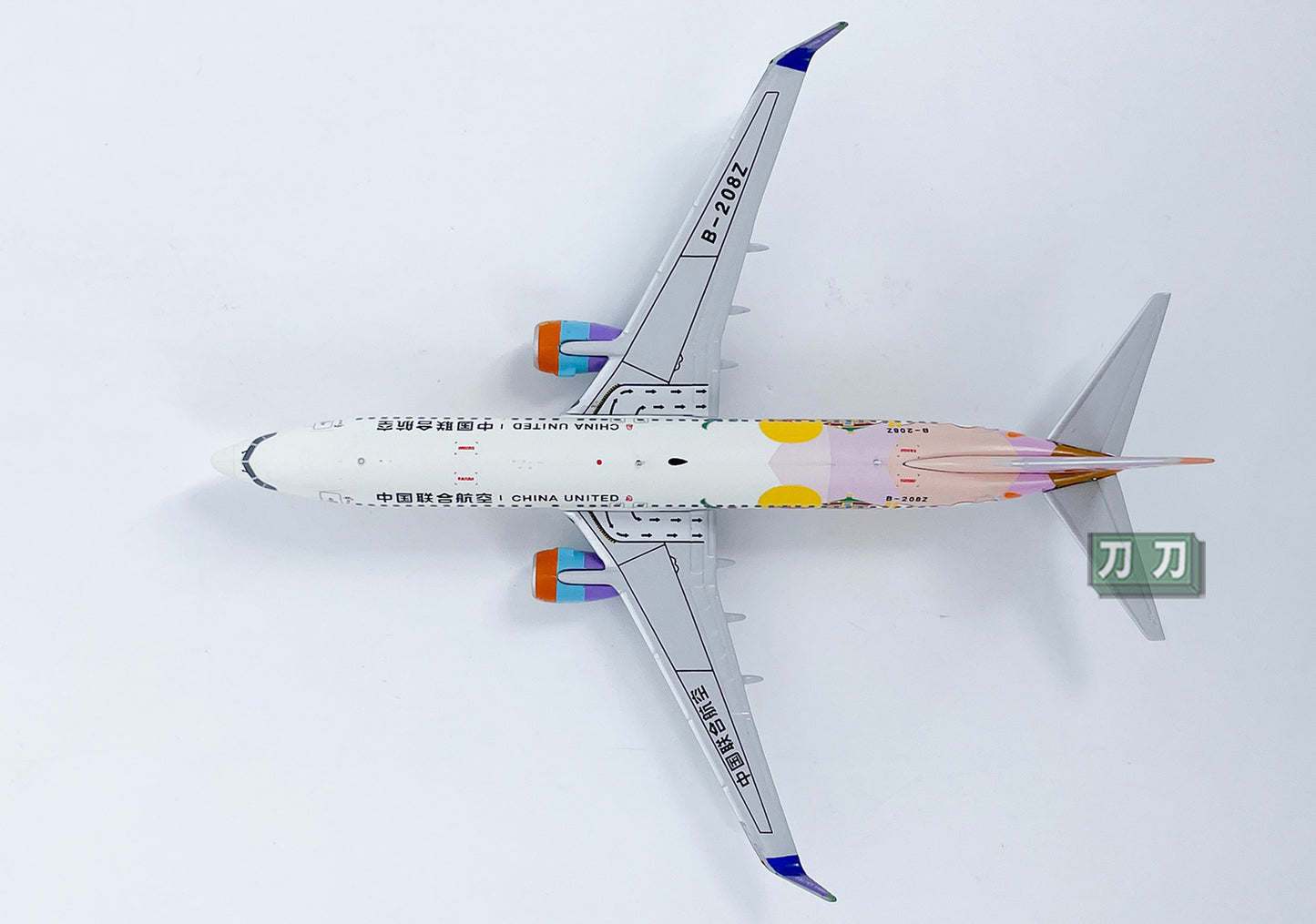 1:400 NG Models CHINA UNITED B737-800 Passenger Airplane Diecast Aircraft Model