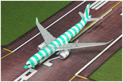 1:400 GeminiJets Condor AIRBUS A330-900neo Passenger Airplane  Diecast Model