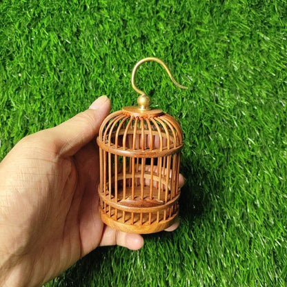 Bamboo Mini Insect Cage Handmade Katydid Cricket Cage Ornament 7cm Diameter