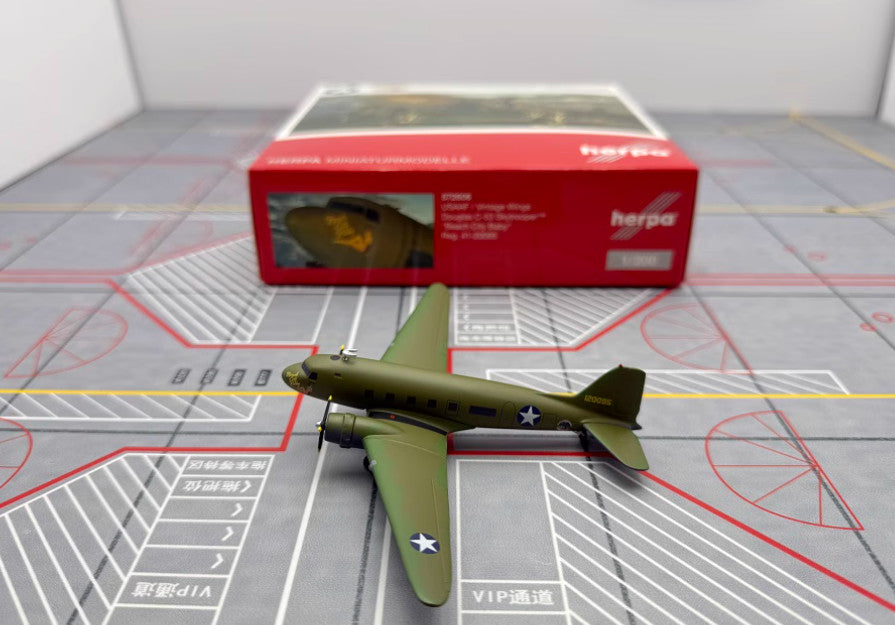 1:200 Herpa USAF Douglas DC-3 Aircraft Plane Diecast Airplane Model Collection