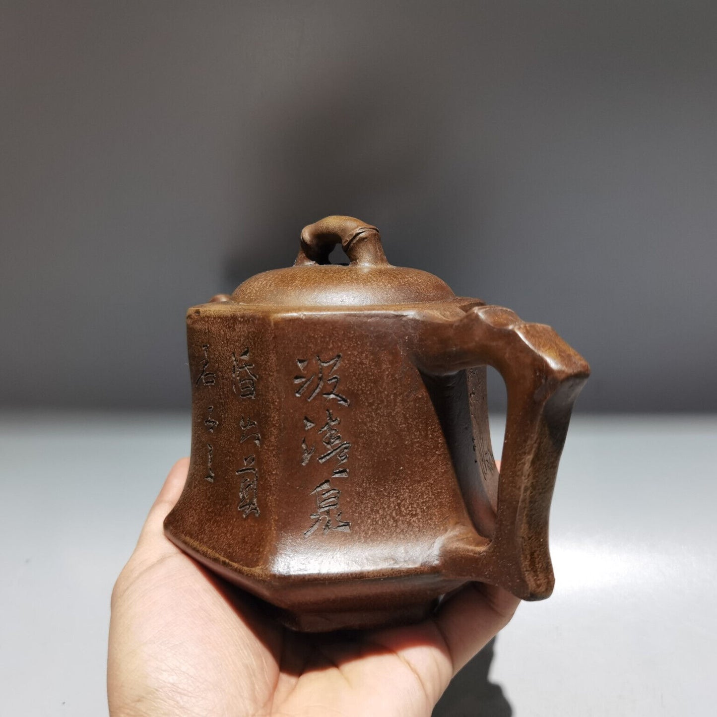 Chinese Yixing Zisha Clay Handmade Exquisite Teapot（六方刻字壶 底款：时大彬）