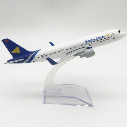 1:400 16cm Vietnam A321 Plane Model Aircraft Diecast Airlines Metal Ornaments