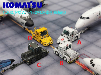 1/200 Airport Komatsu WT-150 Passenger Aircraft Tractor+Drawbar Model #B 1Pcs