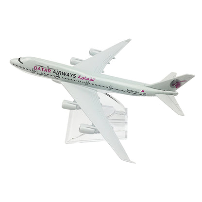 1:400 16cm B747 Qatar Airways Airplane Model Alloy Plane Simulation Ornaments