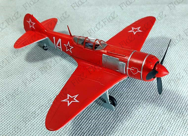 WWII Russia La-7 Amet khan Sultan 9th GFAR 1/72 finished plane Easy model