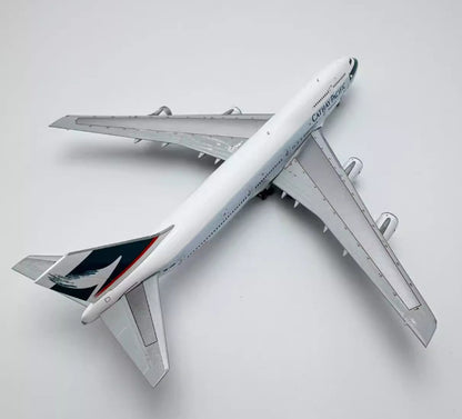 1:400 YY Wings CATHAY PACIFIC BOEING 747-300 Passenger Airplane Diecast Model