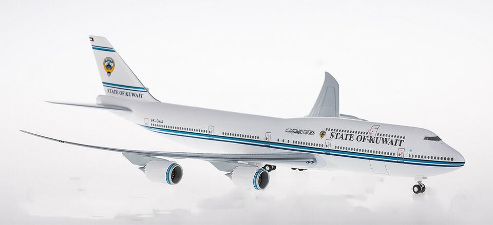 1:200 38CM Hogan STATE OF KUWAIT BOEING 747-8 Aircraft ABS Plastic Plane Model
