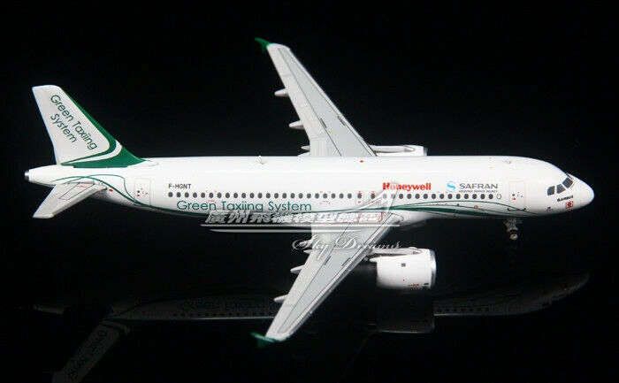 1:400 JC Wings SAFRAN AIRBUS A320 Green Taxing System Airplane Diecas Model