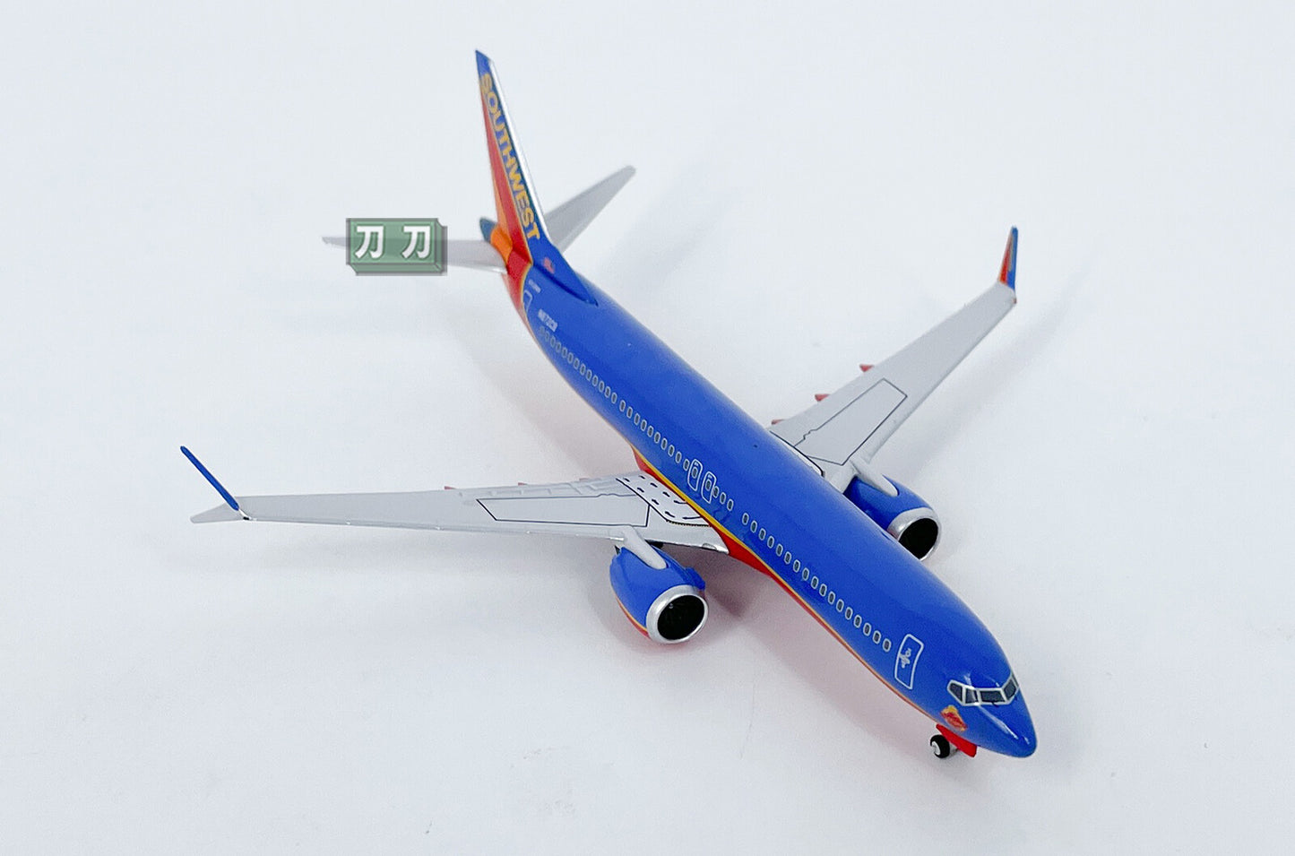 1:400 NG Lite SOUTHWEST AIRLINERS B737MAX8 Passenger Airplane Diecast Model
