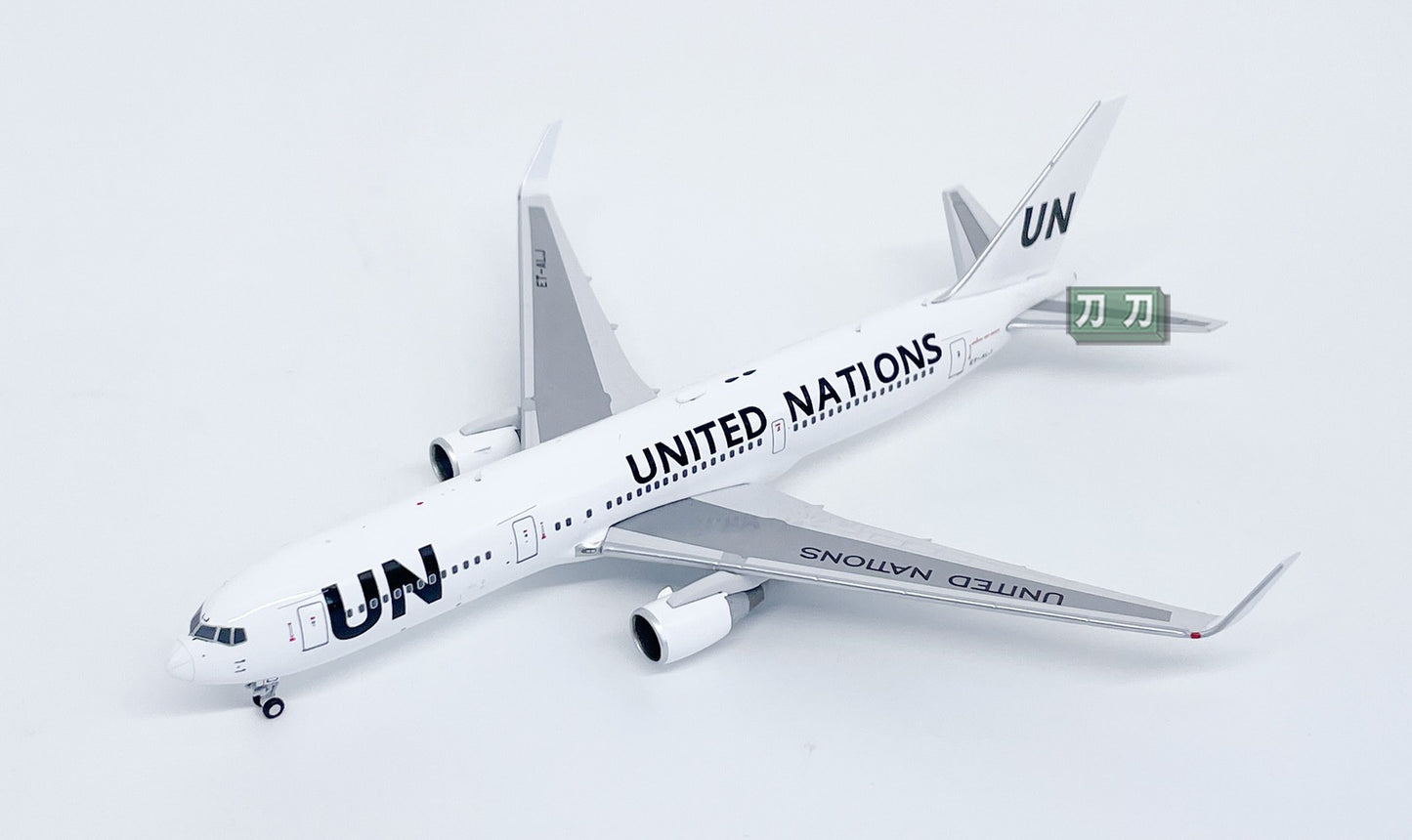 1:400 HAHA UNITED NATIONS BOEING 767-300ER Passenger Airplane Diecast Model