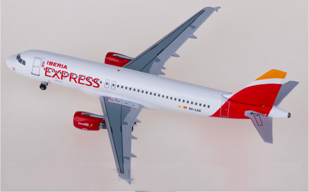 1:400 AeroClassics Iberia Airbus A320 Airplane Passenger Diecast Model