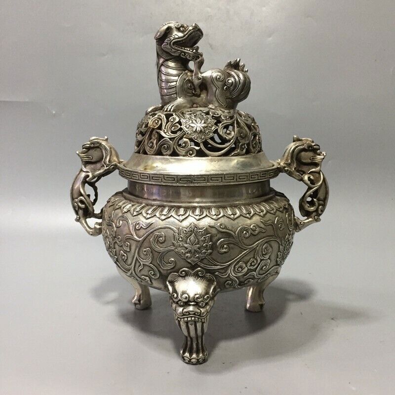 Superb Old Chinese tibet silver handcarved lion foo dog lid incense burner