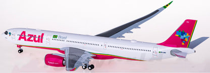 1:200 32CM Herpa Azul AIRBUS A330-900neo Passenger Airplane ABS Plastic Model