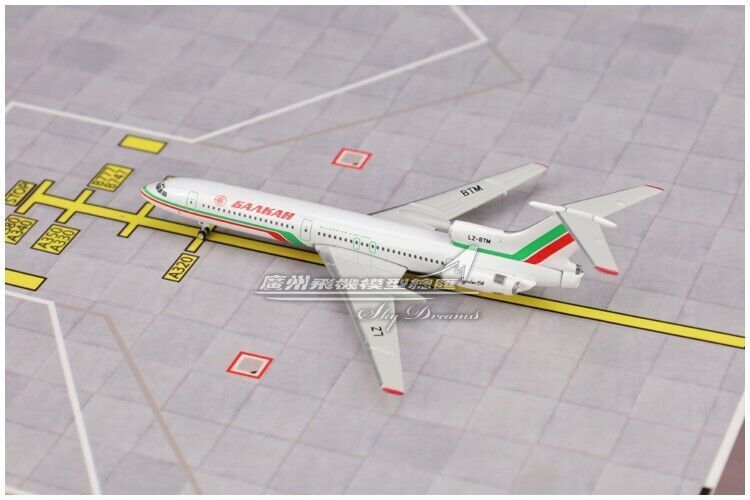 1:400 Phoenix THAI BOEING 777-300ER Passenger Airplane Diecast Aircraft Model
