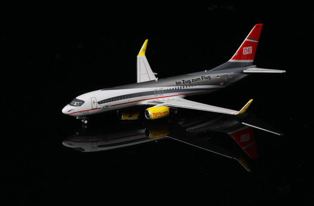 1:400 AeroPolaris TUI Airways Boeing 737-800 Passenger Airplane Diecast Model