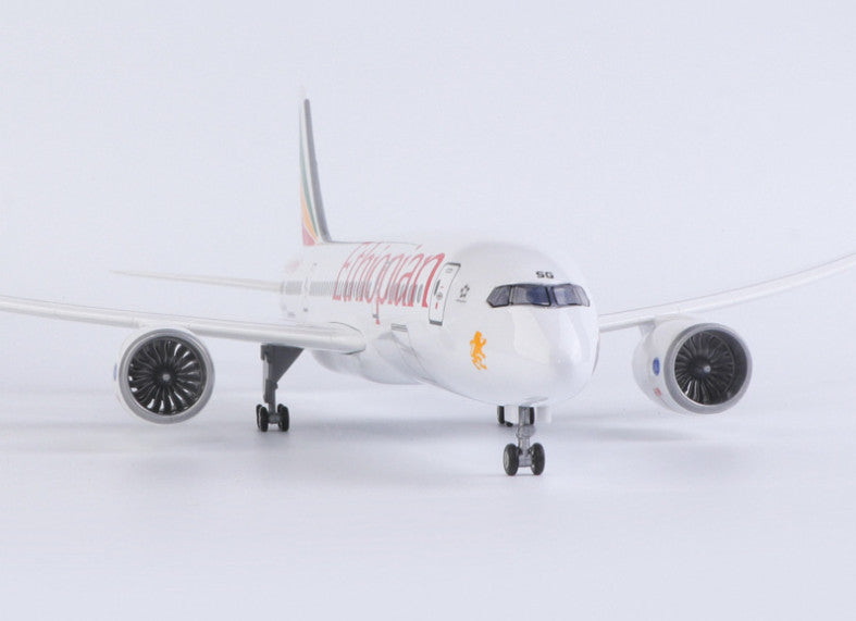 1:130 43CM Ethiopian BOEING 787 Airplane Landing Gear Resin Aircraft Plane Model