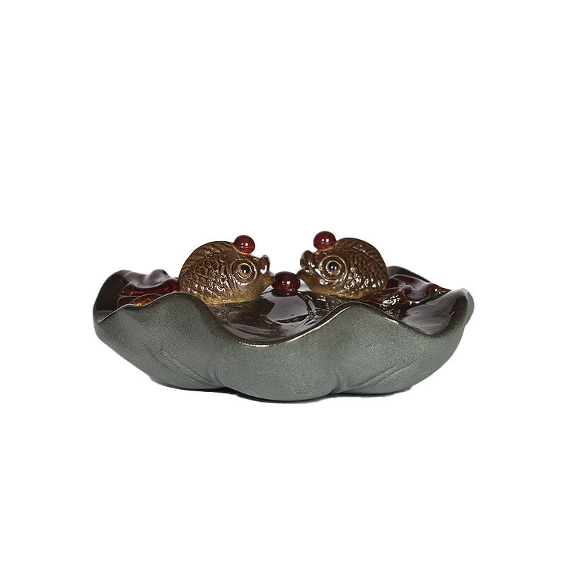 Color Change Tea Pet Yixing Zisha Tea Play Purple Clay Golden Fish on Lotus Leaf