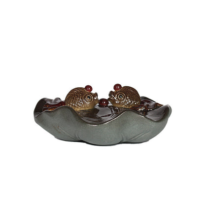 Color Change Tea Pet Yixing Zisha Tea Play Purple Clay Golden Fish on Lotus Leaf