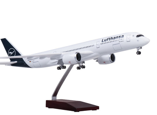 47CM 1:142 Lufthansa AIRBUS A350 Passenger Airplane Landing Gears Resin Model
