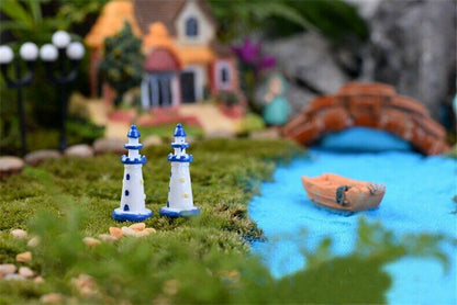 2pcs Fairy Garden Mini Moss Mini Resin Blue-bordered White Light house