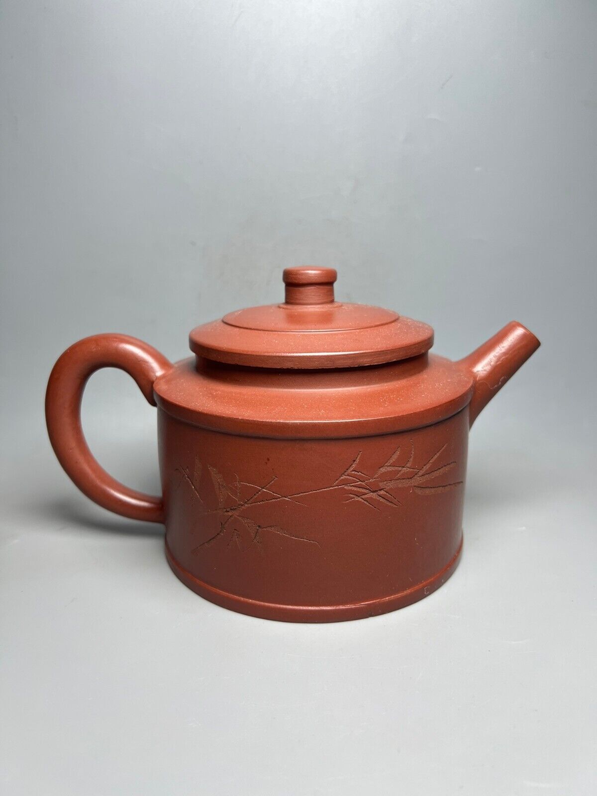 Chinese Yixing Zisha Clay Handmade Exquisite Teapot （纪念壶 底款：金顶商标）