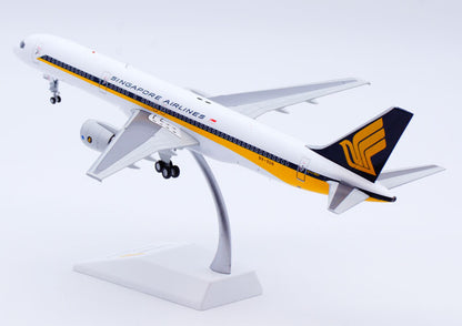 1:200 JC Wings SINGAPORE AIRLINES BOEING 757-200 Airplane Diecast Aircraft Model
