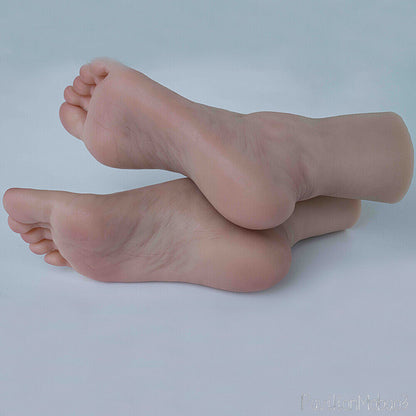 A Pair Feet Big Female Model Vein Tasting Version Platinum Silicone Adult Model