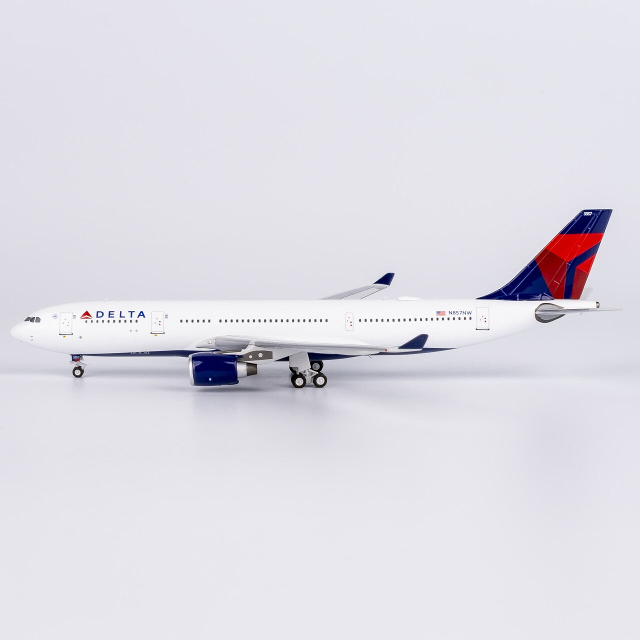 1:400 NG Models Delta Airlines Airbus A330-200 Diecast Aircraft Model N857NW