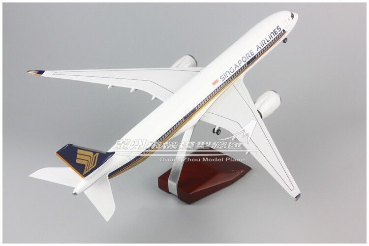 47CM 1:140 SINGAPORE AIRLINES AIRBUS A350 Airplane Landing Gear Resin Model