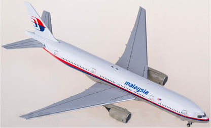 1:400 Bob Models Malaysia Airlines B777-200ER Passenger Airplane Diecast Model