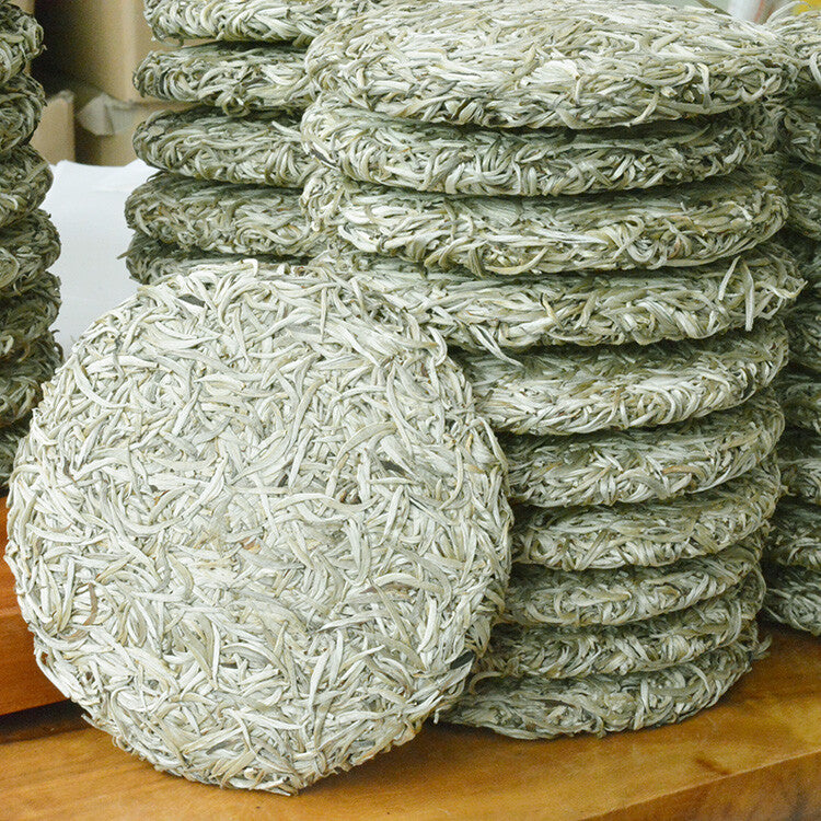 YunNan JingGu White Tea Cake Silver Needle Bai Hao Yin Zhe Beeng tea uncooked