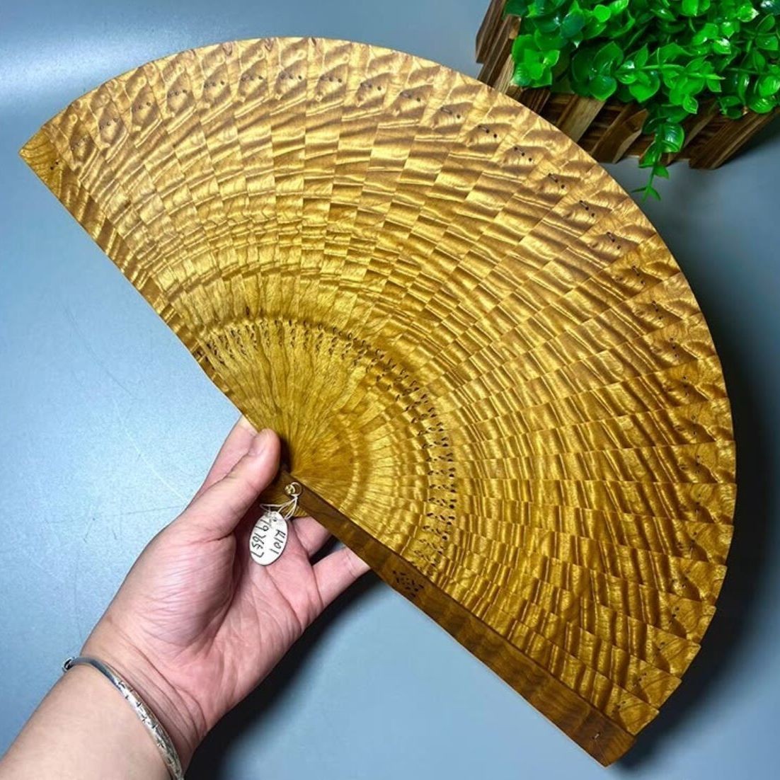 Golden Phoebe Mini Folding Fan 100% Handmade Water Ripple Suzhou Style
