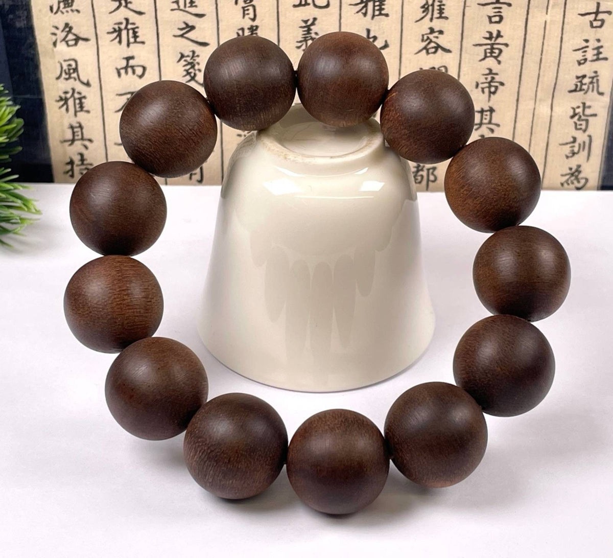 18mm Chinese Natural Eaglewood Handmade Exquisite Bracelets 30798