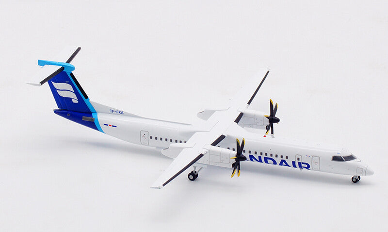 1:200 JC Wings ICELANDAIR BOMBARDIER Q400 Passenger Plane Diecast Aircraft Model