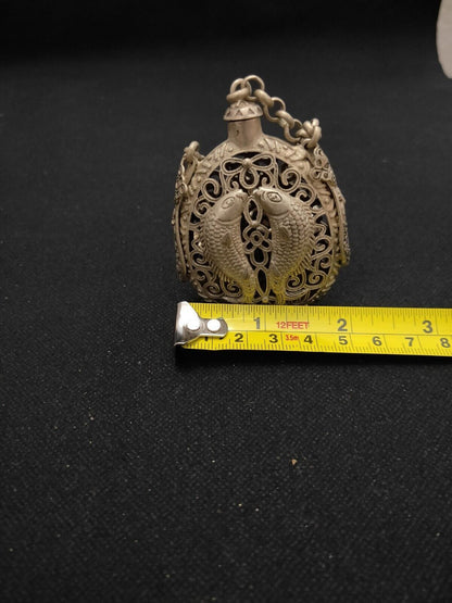 Noble copper tibet silver double fish pendant Hollow out snuff bottle netsuke