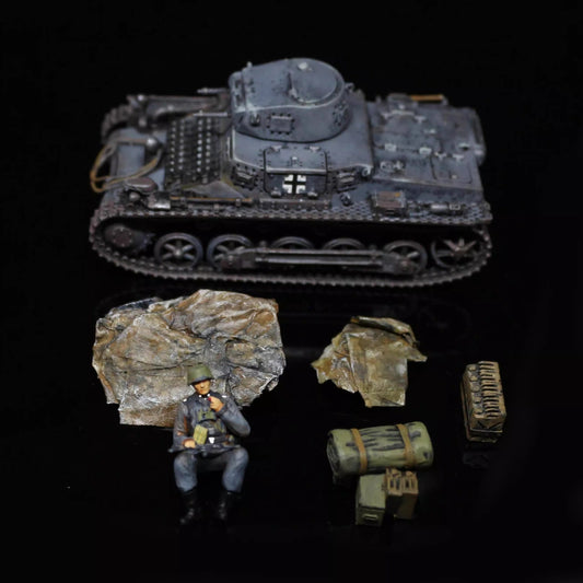 Homemade 1/72 German No.1 Tank Type B Painted Model Static Ornament Toys