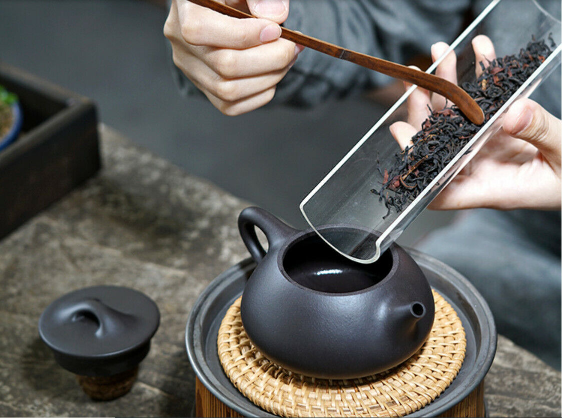 250cc China Yixing Handmade Purple Sand Black Clay Teapot Stone Pio Hu Teapot-