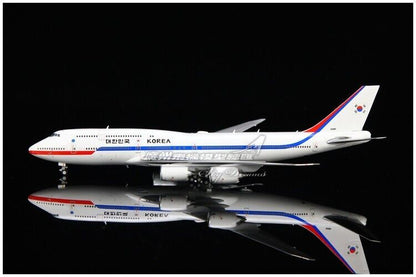 1:400 JC Wings KOREA BOEING 747-8 Airplane Diecast Aircraft Plane Model