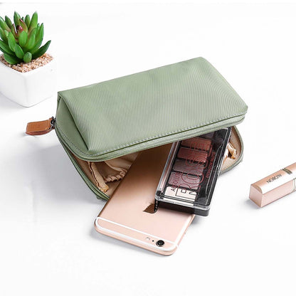 Makeup Bag Cosmetic Pouch Toiletry Waterproof Purses 7*14*10 CM Traveling Case