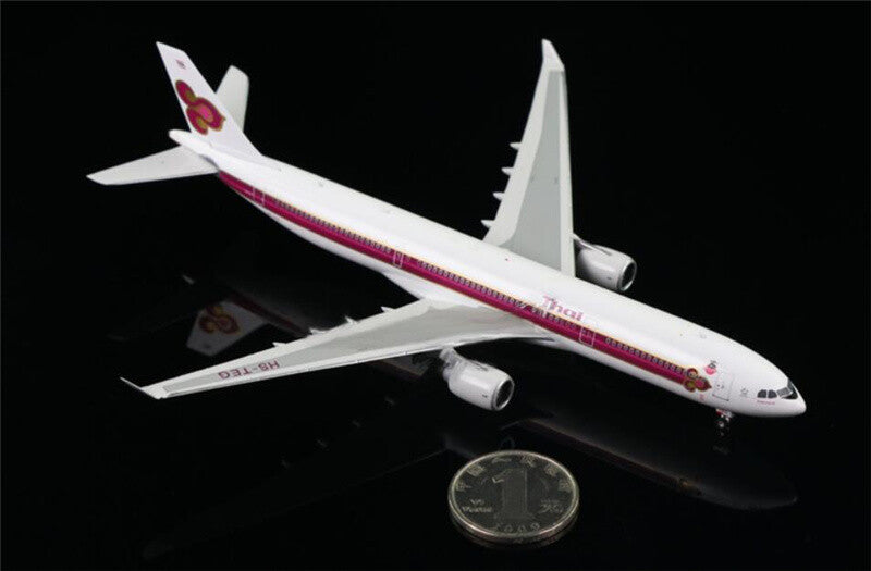 Phoenix Thai Airways Airbus A330-300 HS-TEG 1:400 DIECAST plane Pre-builded