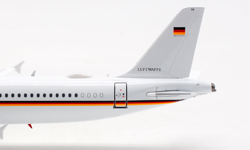 INFLIGHT BUNDESREPUBLIK DEUTSCHLAND German for AIRBUS A321 15+04 1/200 model