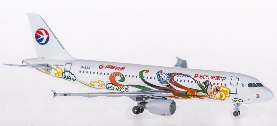1:400 AeroClassics CHINA EASTERN AIRBUS A320 Passenger Airplane Diecast Model